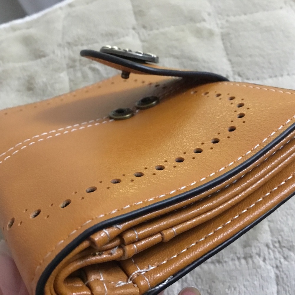 Wallet - Picture 2 of 7